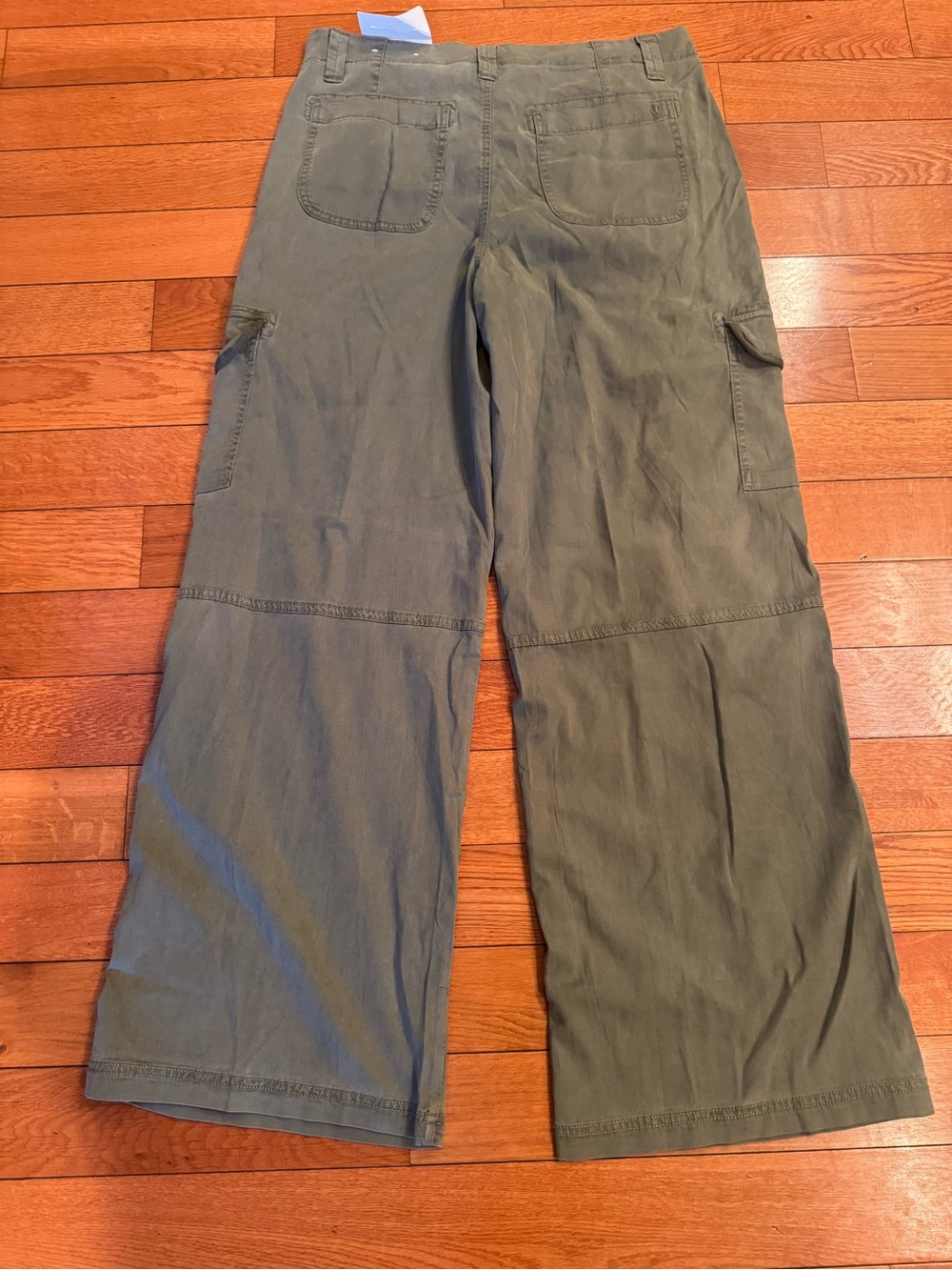 NWT American Eagle Dreamy Drape Cargo Pants Super High Rise Baggy Wide Leg NWT - Picture 6 of 6